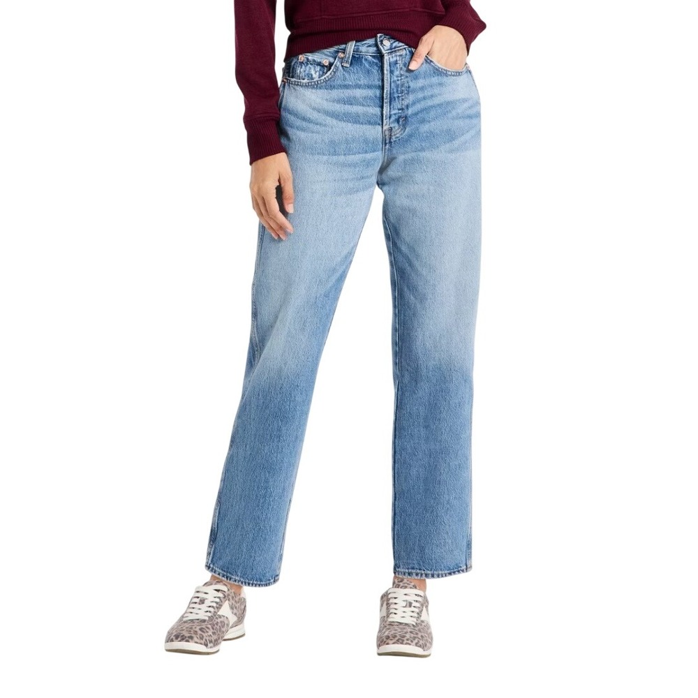 Universal Thread Women's Blue Mid Rise Relaxed Tapered Boyfriend Jean Size 6